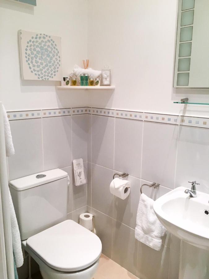 Cherry Tree House Bed and Breakfast Μπόρνμουθ Εξωτερικό φωτογραφία